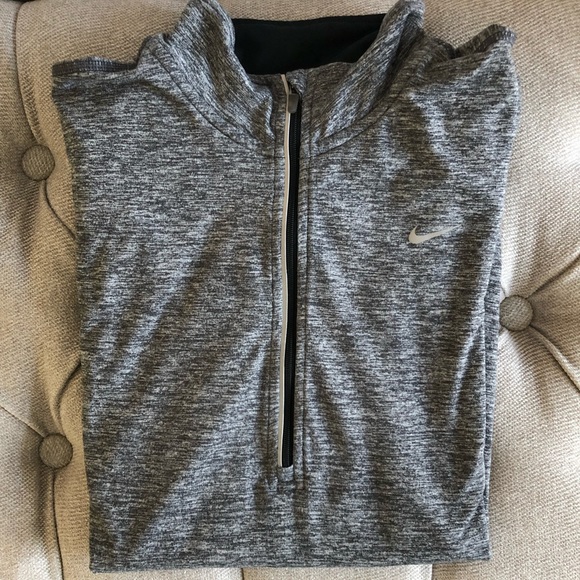 Nike Element Dri Fit long sleeve half zip - Picture 2 of 2